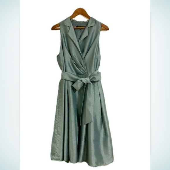 Jones Wear Dresses & Skirts - Jones wear cocktail dress. Satiny teal fabric. Size 16 NWOT. #elegant #cocktail